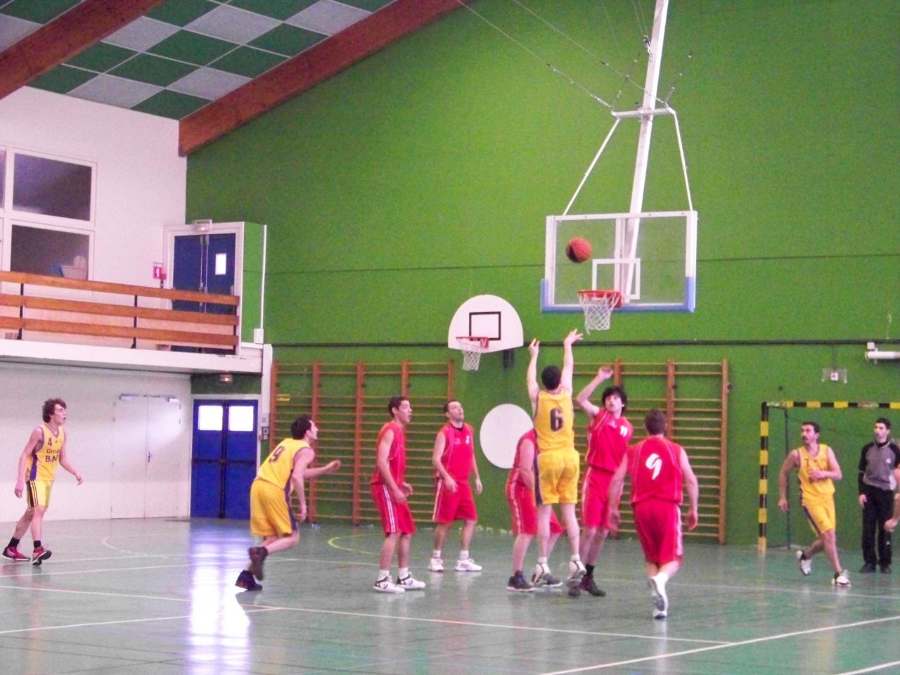 c. Séguinière (La) St Louis Basket 3